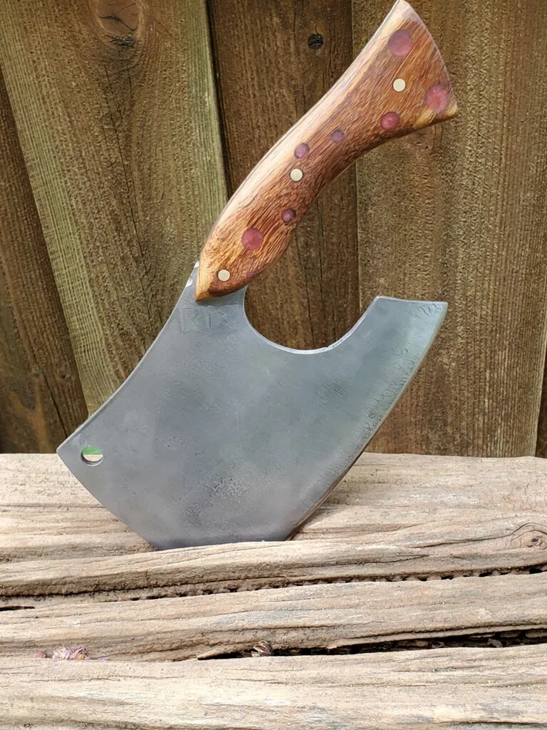 a knife made by R13 Knifeworks